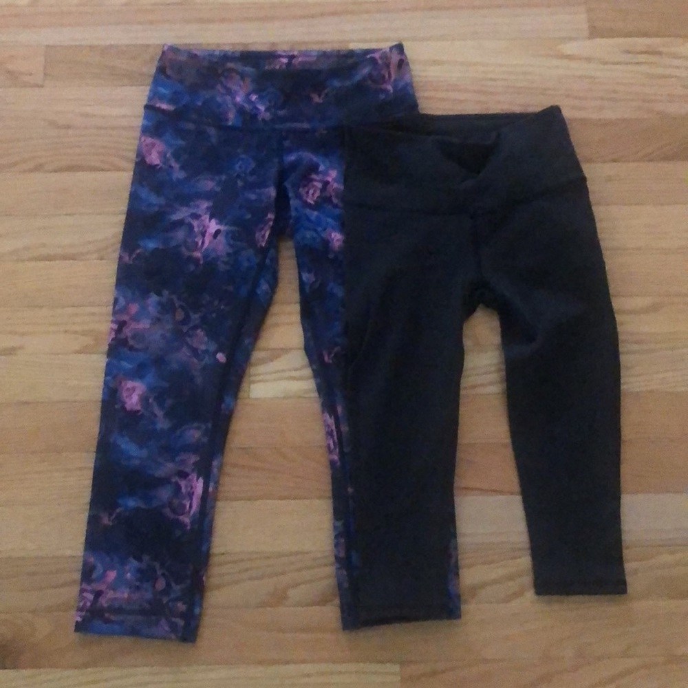 EUC lululemon bundle! 2 pairs of crops size 2-4